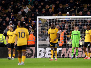 Supporting image for story: Wolves 1 Manchester United 4 - Report