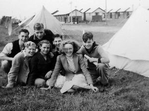 Supporting image for story: Pictures From The Archive – June 26