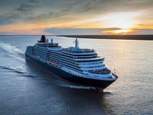 Supporting image for story: Cunard scraps cruise sailings until November