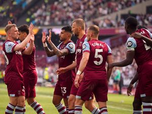 Supporting image for story: Luton on brink of drop as David Moyes enjoys winning London Stadium send-off