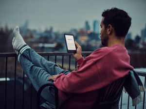 Supporting image for story: Amazon announces new budget Kindle e-reader