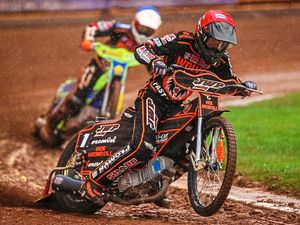 Supporting image for story: Wolverhampton Wolves opener washed out