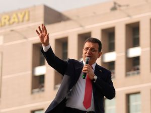 Ekrem Imamoglu addresses a crowd