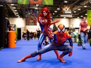 Supporting image for story: Star Wars actors at comic con