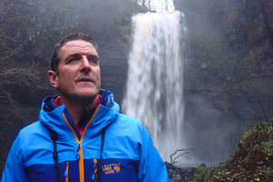 Supporting image for story: TV star Iolo Williams to walk Welsh coastal path in father's memory