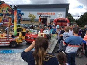 Supporting image for story: Narrowboat lovers gear up for third Wolverhampton festival