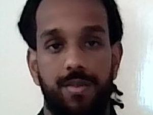 Supporting image for story: Prisoner on the run after fleeing on Christmas Day