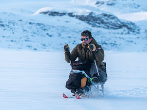 Supporting image for story: 'It really hurts' - Disabled Shrewsbury adventurer forced to end Antarctic world record sit-ski attempt