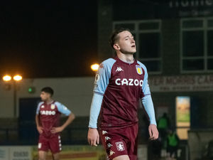 Supporting image for story: Aston Villa’s Louie Barry switches loans to try luck at Salford