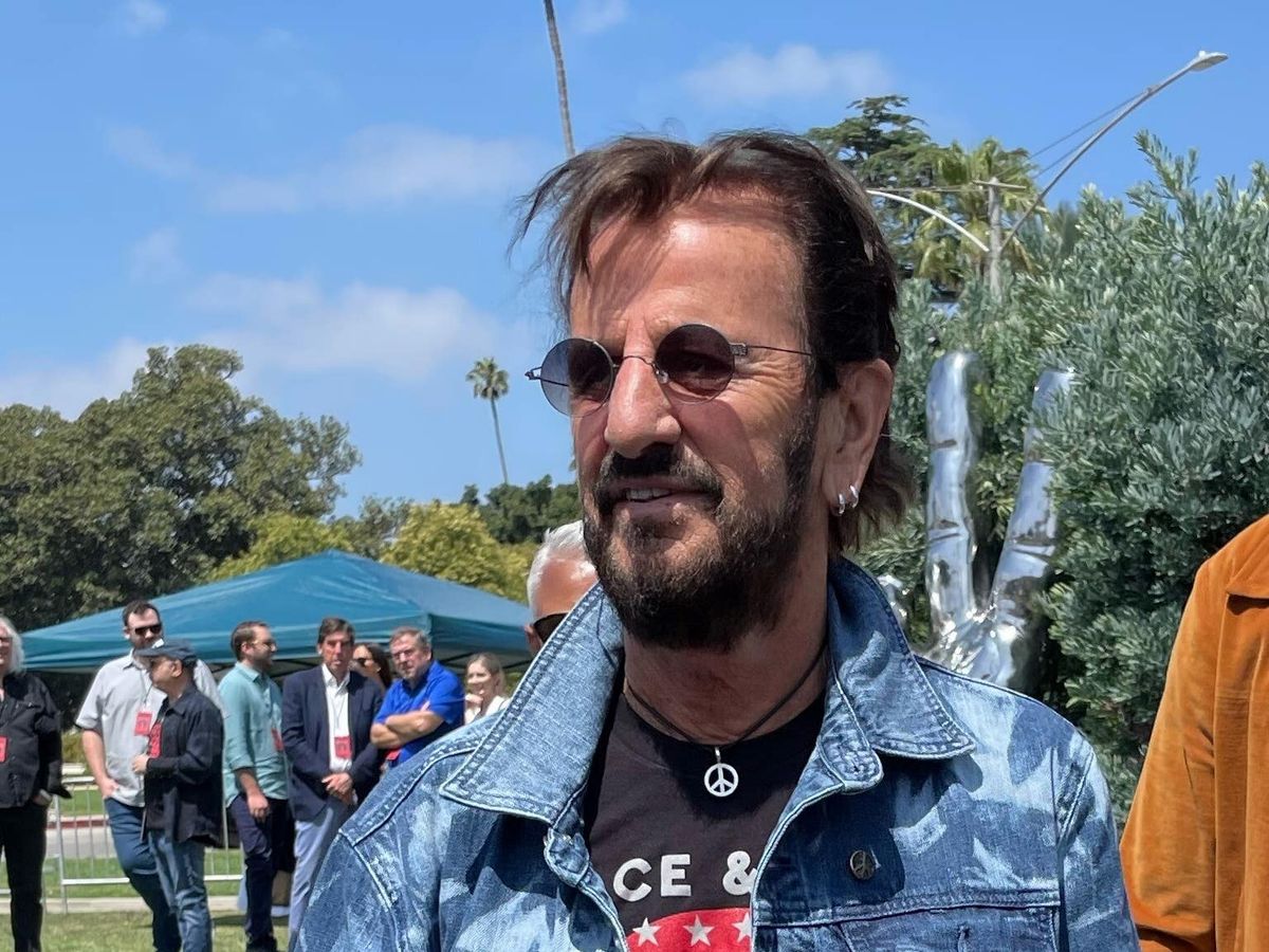 Former Beatles drummer Ringo Starr announces new album and releases new single