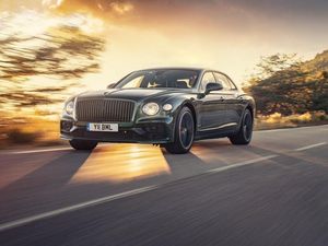 Supporting image for story: First Drive: Bentley’s all-new Flying Spur aims to take the luxury segment by storm