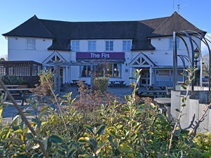 Supporting image for story: Disappointment from many as community reacts to closure of Wolverhampton pub