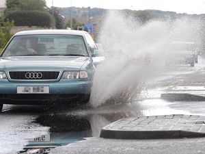 Supporting image for story: Drivers warned about possible £5,000 fine for splashing pedestrians