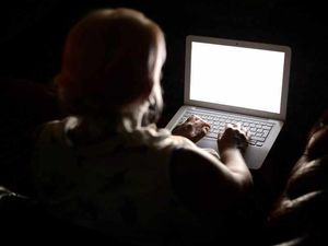Supporting image for story: Big rise in crime linked to online dating in West Mercia