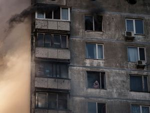 Supporting image for story: European leaders to visit Ukrainian capital as Russian barrage continues