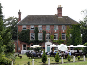 Supporting image for story: Shrewsbury riverside pub expected to reopen next year after closing for refurbishment