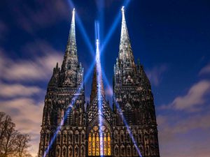 Supporting image for story: Staffordshire mourns ahead of state funeral for the Queen