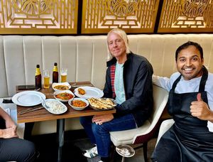 Paul Weller reportedly popped into Khan's for a curry before his gig in Wolverhampton