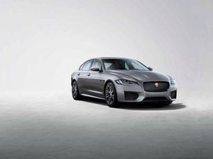 Supporting image for story: Jaguar XF updated with efficiency improvements, more tech and new trim level
