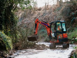 Supporting image for story: Storm Dennis: Landslide floods Bridgnorth home with mud, water and rubble