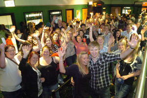 Supporting image for story: Twi-harder - Twilight saga returns with Eclipse