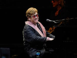 Supporting image for story: Elton John calls for household name status of star keyboard players of his youth