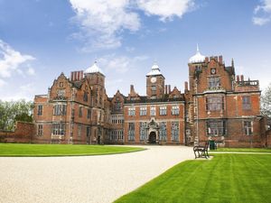 Supporting image for story: Historic hall transformed into haunted house for Halloween