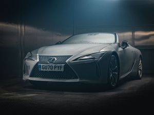Supporting image for story: Lexus pushes LC Convertible to the limit in deep-freeze test