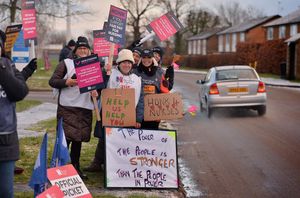 Nurses on the picket line outside the Robert Jones and Agnes Hunt Orthopaedic Hospital