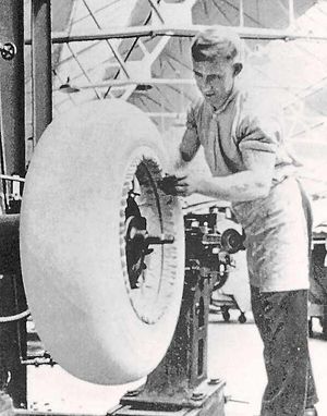 Hands-on – during the tyre-making process