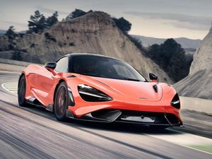 Supporting image for story: All-new McLaren 765LT breaks cover