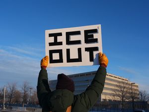 Supporting image for story: Protesters take to streets across US after shootings in Minneapolis and Portland