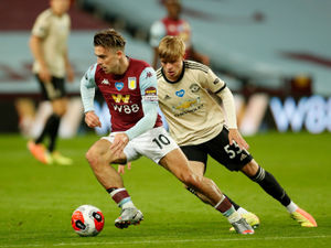 Supporting image for story: Aston Villa 0 Manchester United 3 - Report and pictures