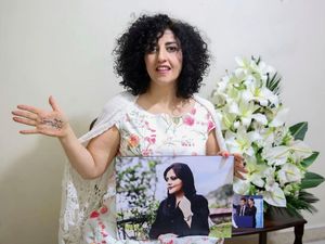 Supporting image for story: Iranian Nobel laureate Narges Mohammadi sentenced to seven more years in jail