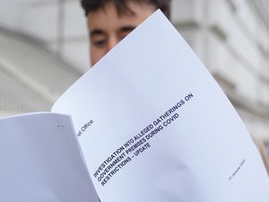 Supporting image for story: Boris Johnson backs down to allow publication of second Sue Gray report