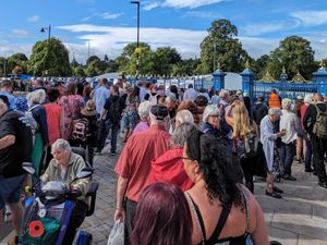 Supporting image for story: Shrewsbury Flower Show vendors try to remain positive after bomb hoax leaves some 'tired and traumatised'