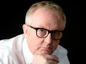 Supporting image for story: MP Ian Austin slams Labour's 'disgraceful' Williamson decision