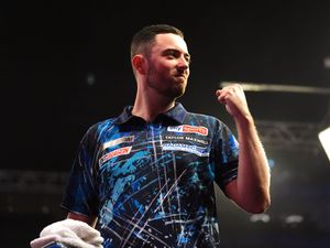 Supporting image for story: Luke Humphries battles past Dimitri Van den Bergh to reach Blackpool semis