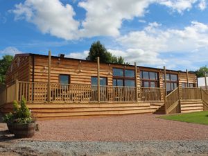 Supporting image for story: Bewdley's Rustic Folk Festival is back for 2019 next month