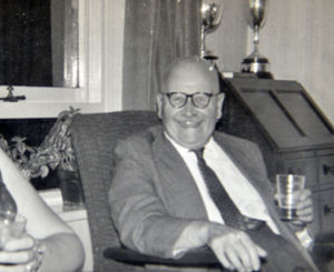 Gil’s father Kenneth Cleave who worked for Stanley Gibbons