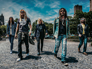 Supporting image for story: The Dead Daisies - night of rock in Wolverhampton this summer