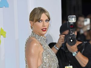 Supporting image for story: Taylor Swift’s father will not face charges after alleged assault in Sydney