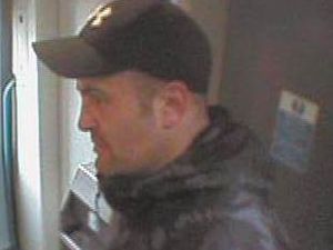 Supporting image for story: Appeal after train assault threat