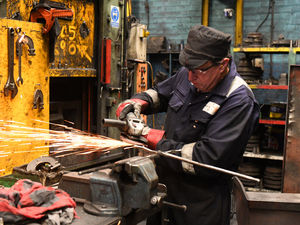 Supporting image for story: CBM calls for urgent industry stimulus packages and a reverse job retention scheme