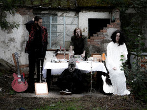 Supporting image for story: Kinver unsigned band SUE unveil debut record