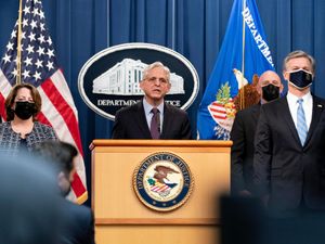 Supporting image for story: US charges two suspected major ransomware operators