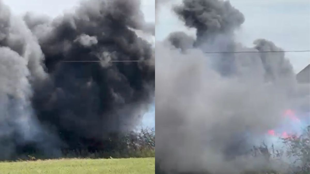 West Midlands: Dramatic moment raging flames and thick black smoke pours from massive tyres blaze