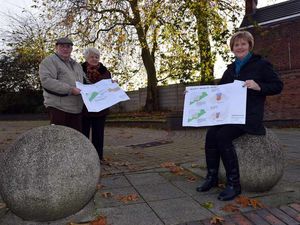 Supporting image for story: Willenhall lock memorial gets public backing