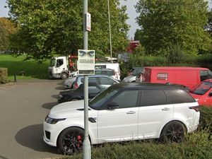 Supporting image for story: No quick solution for Newport parking problems near nature reserve, meeting told
