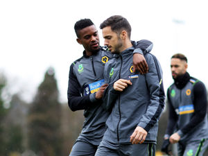 Supporting image for story: Gary O'Neil salutes key defender's Wolves success 